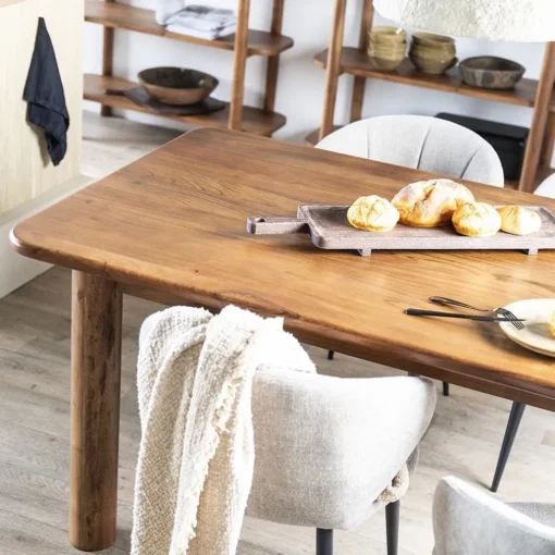 Acacia houten eettafel met afgeronde hoeken