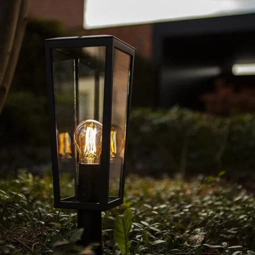 Buitenlamp lantaarn op voet zwart met helder glas