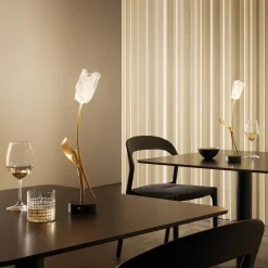 Decoratieve LED tafellamp Tullip zwart/goud dimbaar