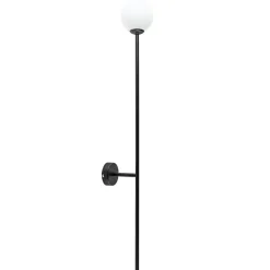 Grote wandlamp mat zwart met witte glazen bol