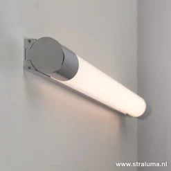 LED badkamer-wandlamp met stopcontact