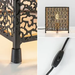 Mat zwarte tafellamp met goud vierkant