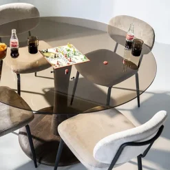 Ronde eetkamertafel bruin glas met mango houten poot
