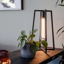 Stoere zwarte tafellamp frame