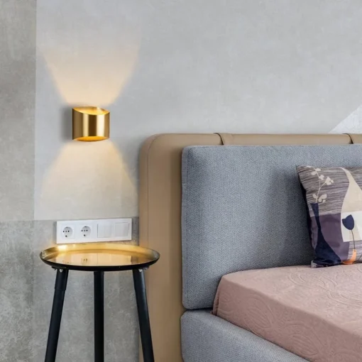 Trendy wandlamp goud metaal G9