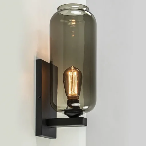 Wandlamp Lett zwart + smoke glas